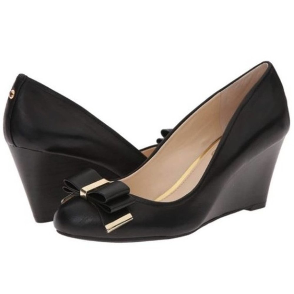 Jessica Simpson wedges size 7